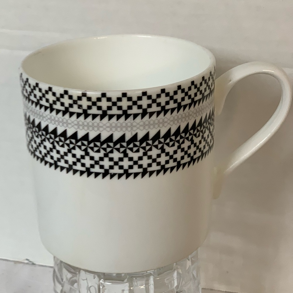 PORTOBELLO BY INSPIRE | Black and White Graphic Coffee Mug/Cup